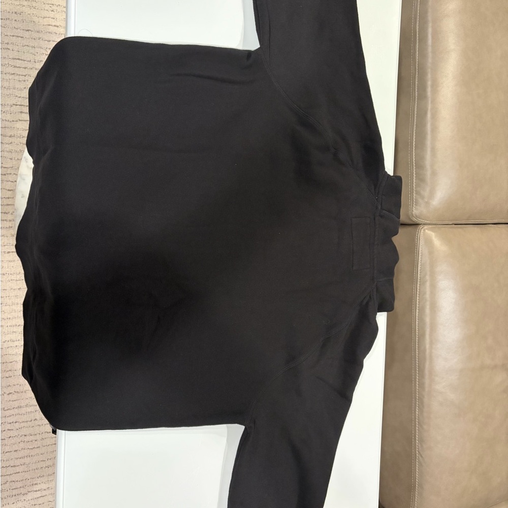 Black Long Sleeve Sweatshirt